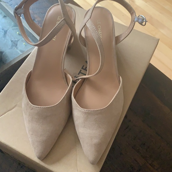2 for 25$$$ - LE CHÂTEAU- tan heels - Picture 2 of 4